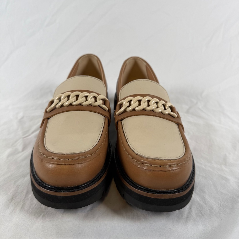 Clarks Orianna Edge Tan Cream Leather Chain Lug Sole Loafers Academia Fall 9.5M - Picture 3 of 10